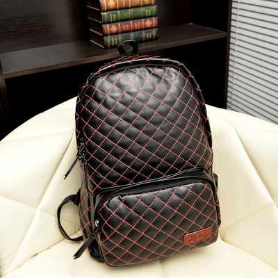 新款繡線菱格包 學院風潮流女孩的時尚之選